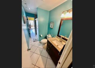 Charming 1BR Villa Steps from Red Hook Hotspots - 9