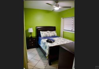 Charming 1BR Villa Steps from Red Hook Hotspots - 3