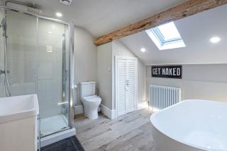 Glanrhyd Townhouse in Central Dolgellau with Parking and Bike Storage - 3
