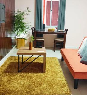 Spacious 1-BR Studio with Fast WIFI l Work-Friendly Stay - 7