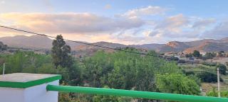 Mountain View - A Peaceful Villa Retreat - 2