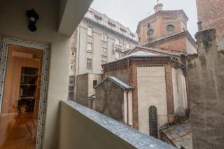 Central 4BR Apartment - Sleeps 12 - Luxury Stay - 4