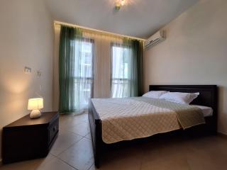 Luxury 2BR Apartment in Cascadas Oasis - 5