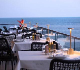 Sea View Apartment - 2