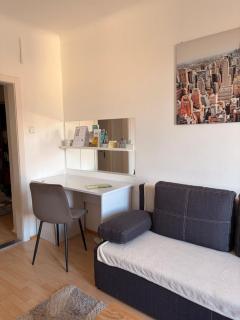 Zum Breyer BNB City Apartment - 2