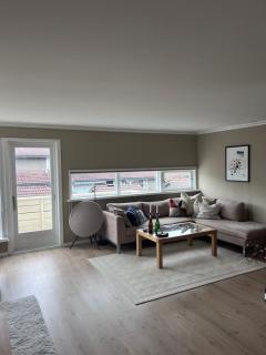 2 minute walk from ONS exhibiton area - 1