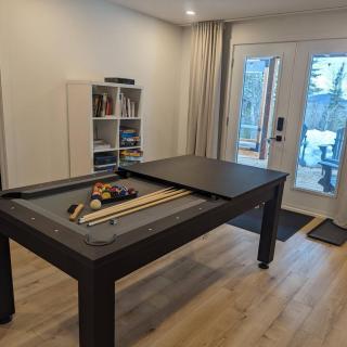 Chalet with Hot Tub and Fireplace in Charlevoix - 9