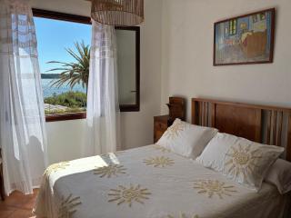 Chalet en Fornells a primera línea de mar con piscina y vistas - Fornells - 3