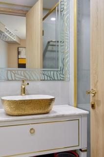 Luxury Sea View Vacation Condo - 5