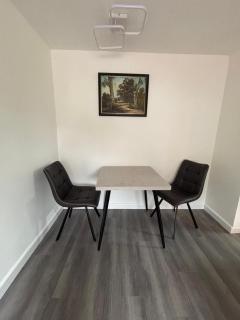 Newly refurbished Annexe - 9