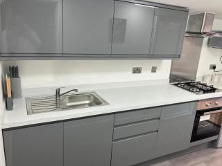 Newly refurbished Annexe - 7