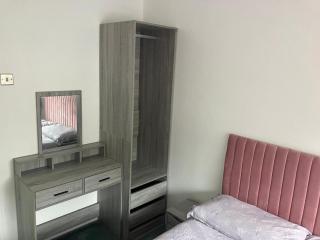 Newly refurbished Annexe - 5