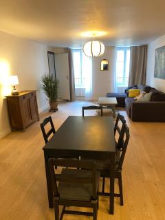 Cluny Center Large house 5 bedrooms - 6