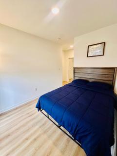 Modern & Cozy Townhouse 2 Bed 3 Bath Parking - 4