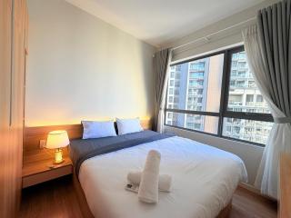 Comfortable 2BR Apartment - Heart of An Phú - 2