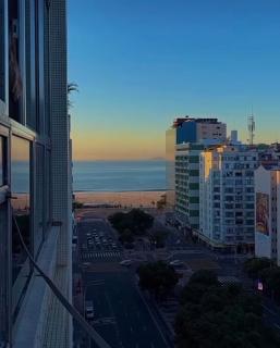 Flat Copacabana pé na areia -2 minutos da praia - 9