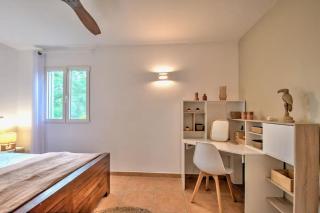 Cozy and Spacious 2-BR Home, Garden, 3 Pools, Beach - 8