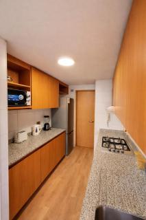 Depto 2D 2B con terraza, piscina y estacionamiento, WiFi rápido - 4