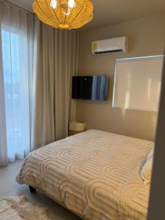 Charming 2 Bedroom apartment minutes away from Authentic Beaches - 2