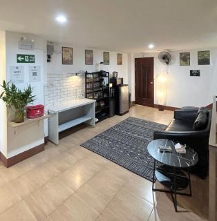 PROpaganda Guest House - 2