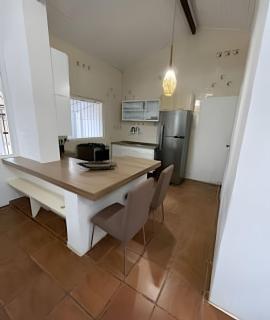 Casa Espaçosa a 150m da Praia das Toninhas - 9