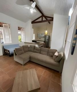 Casa Espaçosa a 150m da Praia das Toninhas - 7