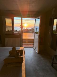 JTverga SEA VIEW HOMES A3 with Parking - 8