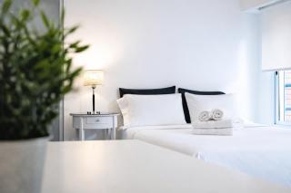 Para 3! Garage incluido - Subte B y Tren - 1