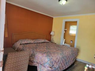 Relax Inn Daingerfield Near Mount Pleasant TX - 5