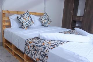 Creese home stay' - 1