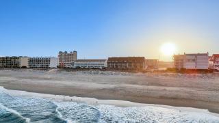 Spacious 2-Bedroom Ocean Block Condo in North Ocean City Steps to the Beach - 5