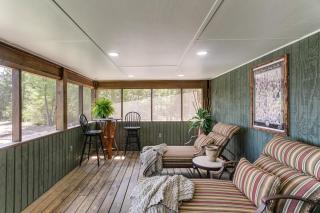 Private Fishing Pond! Secluded Enigma Retreat - 8