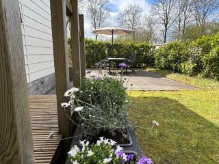 Vakantiehuisje op 5 star kindercamping - 9