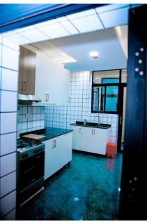 E6 Apartment - 4