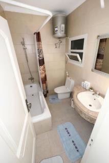 Aura Stays Stylish Apartment in the Heart of Zamalek - 9