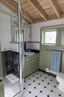 Valhalla The Loft (Oceanfront Hot tub) - 2