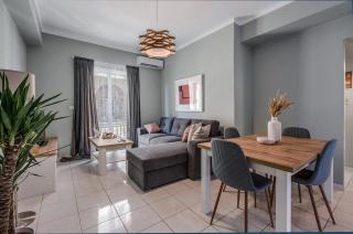 Cozy Apartment Near City Hall - 0