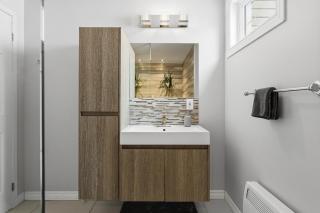 Beautiful Chalet Magog - 1