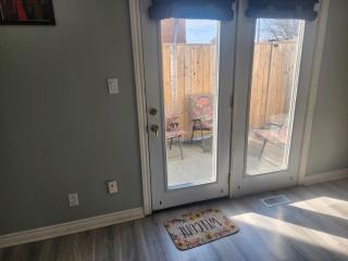 Perfect homely stay near Niagarafalls, Canada - 9