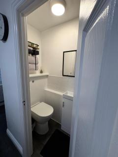 The Snug Guestroom Poole - 2