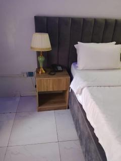 Lynstel Apartment & Suites - 5