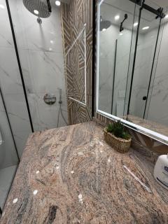 Paris and Eneas Studios - 5