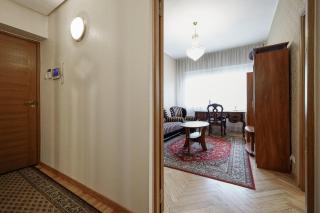 Old Town 1BR Apartment Aia 5A - 2