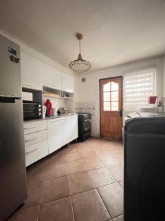 Acogedora Casa con quincho y piscina privada - 6