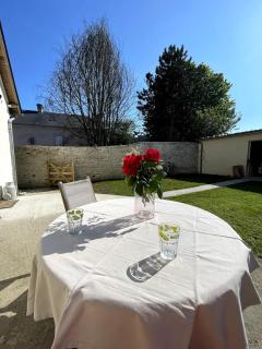 La Belle Asnelles Beachside Garden House - 0