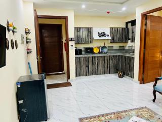 One Bed Apartment Furnished Flat Family Building Bahria Town Phase 7 - 3