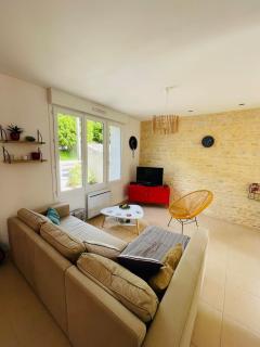 La Belle Asnelles Beachside Garden House - 5