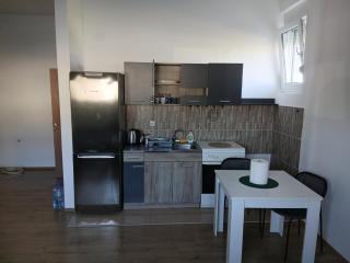 Šimanovci- stan na dan - 1