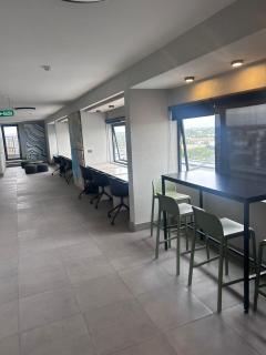 DEPARTAMENTO ESTUDIO CERCA DE MOVISTAR ARENA,FANTASILANDIA y CLUB HIPICO - 1