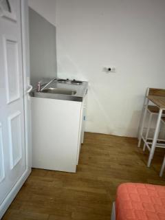 Cozy Studio - Netflix - Prime Video - 3